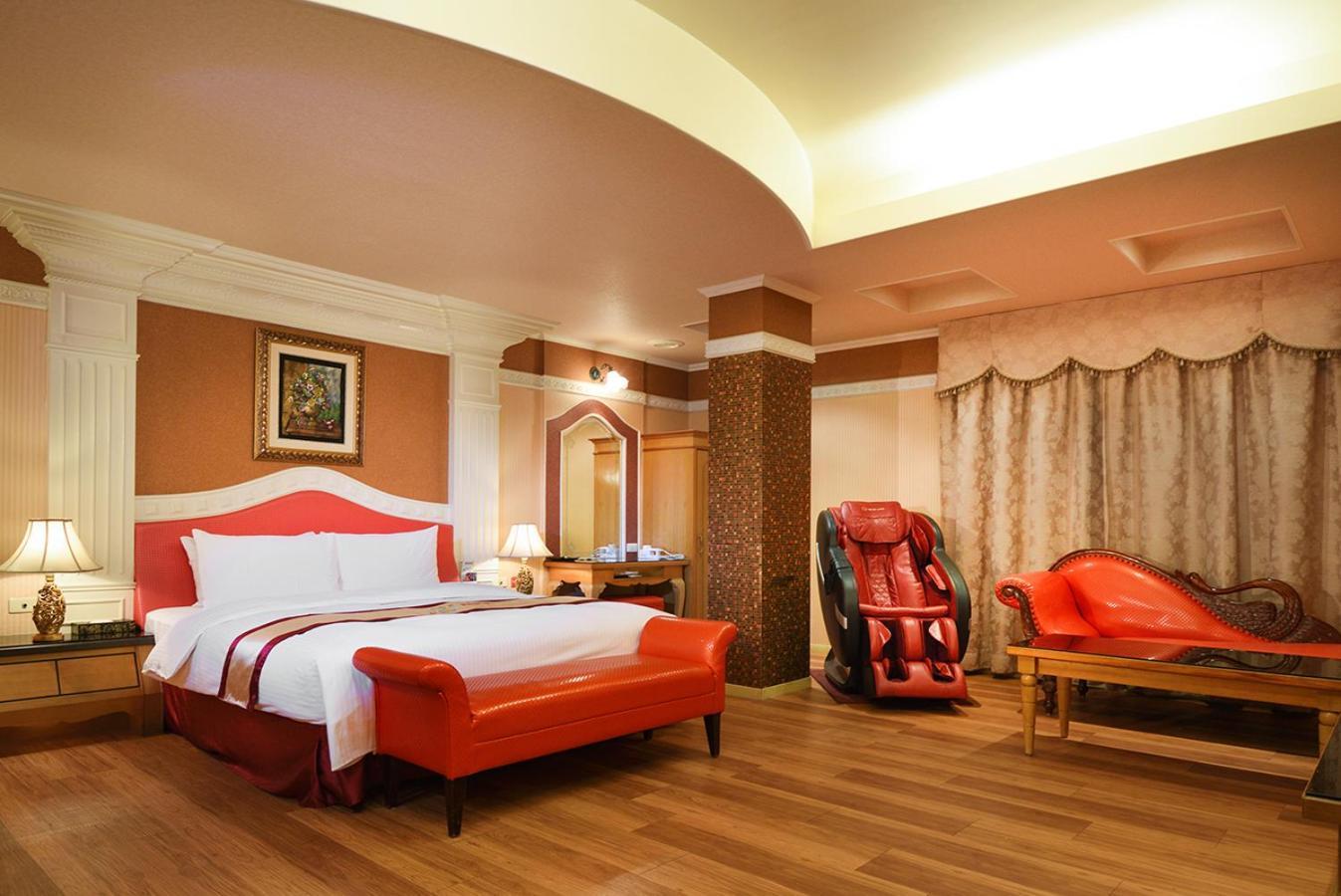 Natoli Motel Тайнань Екстер'єр фото